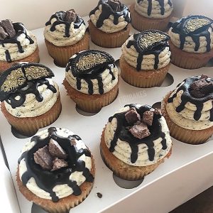Oreo And Chocolate Topped Yummy Cuppies