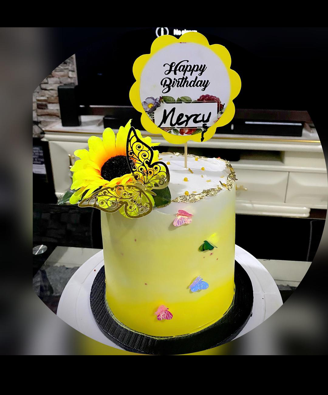 Sun 🌞 🌹 Cake