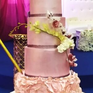 4 Tiered Wedding Cake with Ruffles and shean